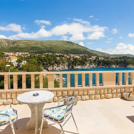 Steel Casa de hóspedes